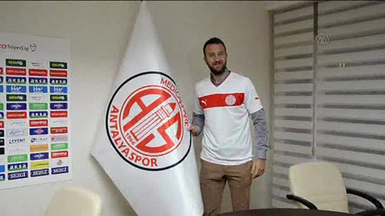 Giray Kaçar Antalyaspor'da