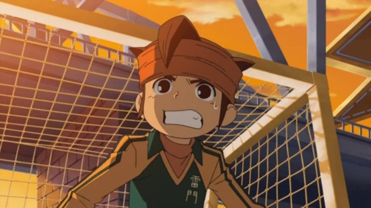 Inazuma Eleven Historia Zboczonych Piłkarzy - Odcinek 1 : Idziemy na dupy !