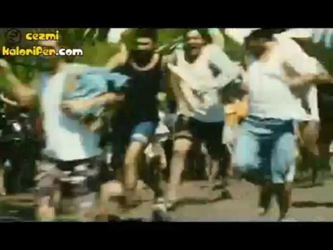 300 Günü Birlikçi - Çok Film Hareketler Bunlar