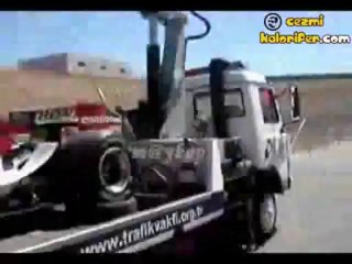 Türk Polisi F1 Aracı Olsa Bile Affetmez Çeker