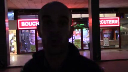 Le Slam de Félix Jousserand sur la place du Forum à Saint Gratien