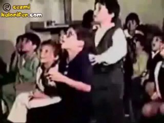 Devlet Bahçeliden Korkan Çocuk