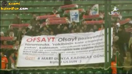İnci Sözlük - Bozbaykuşlar Dünya Kadınlar Günü Pankartı