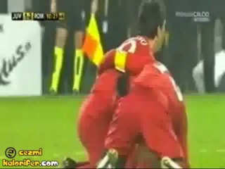 Kafayı Yiyen İtalyan Spiker