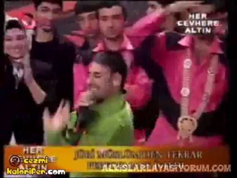 Türkiyenin Starı Vanlı Müslüm - Bu Kız Beni Görmeli