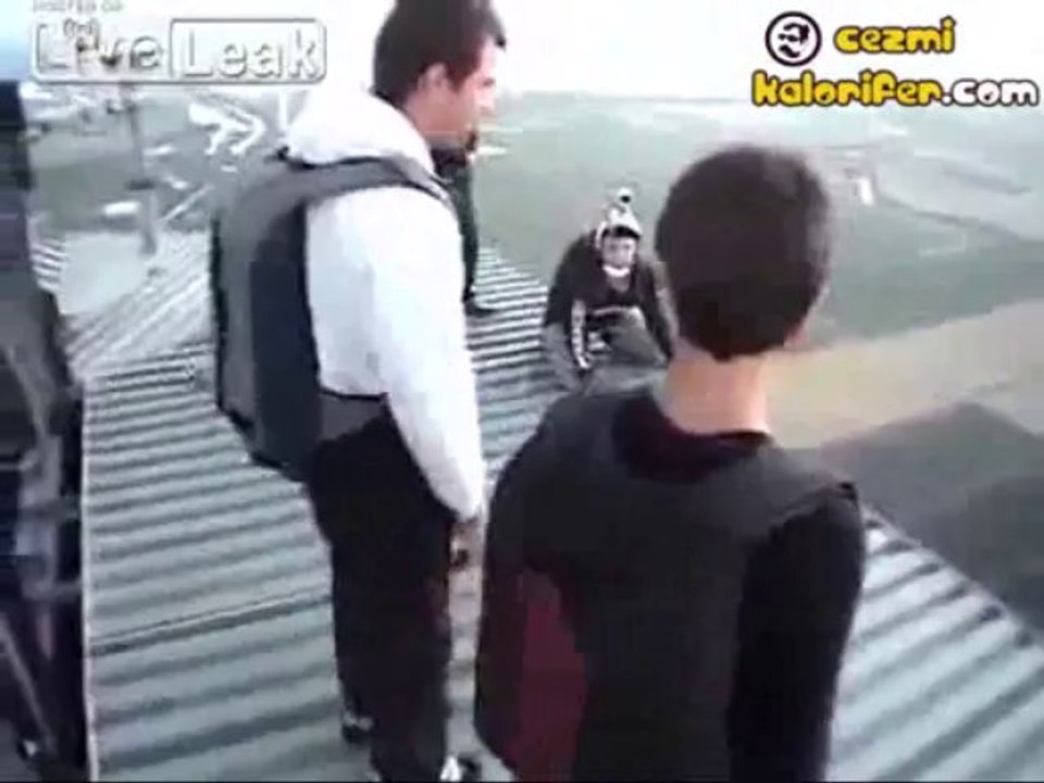 Burdan Atlamak Yürek İster