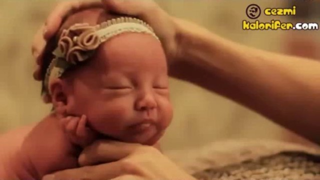 Yeni Doğmuş Bebeğin Fotoğraf Çekimi