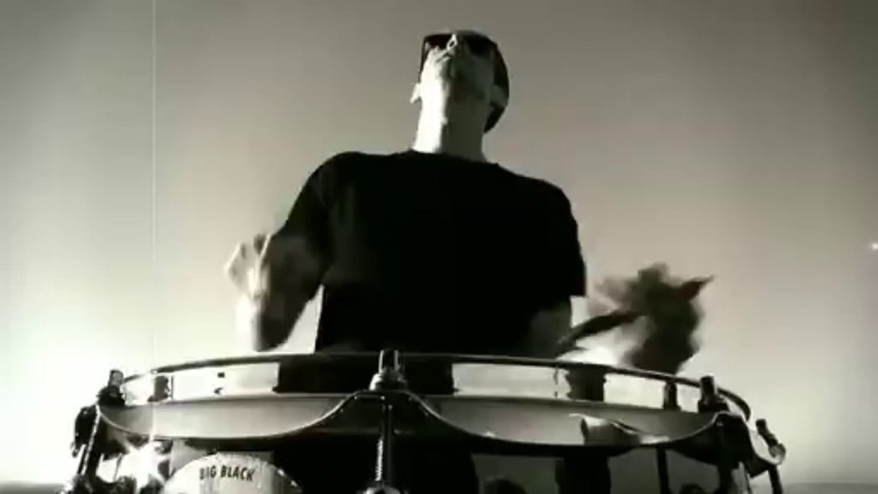 MAD SIN - Nine Lives (OFFICIAL VIDEO)