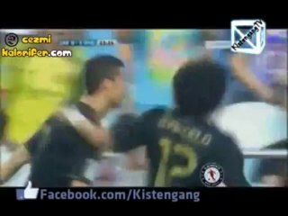 Mesut Özil Nereye Kayboldu?