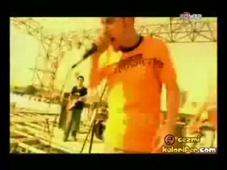 6. Cadde - Sabuha (Emre Aydın’ın Ergenlik Dönemleri)