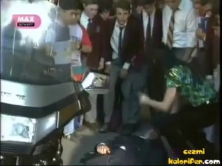 Soda İçerek İntihar Etmek
