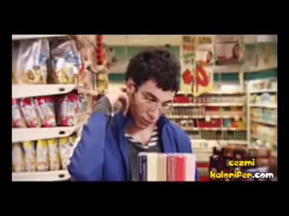 Can Bonomo’nun Oynadığı Prezervatif Reklamı