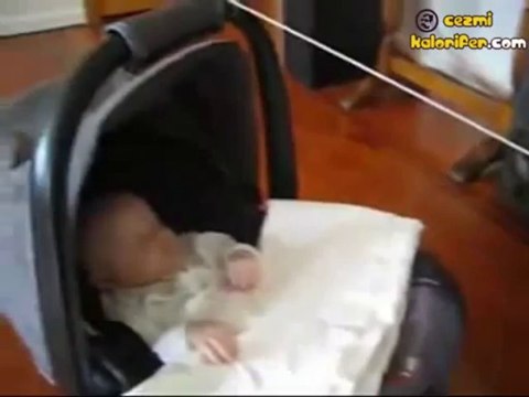 Üşengeç Bilgisayar Mühendisinin Bebek Uyutma Yöntemi