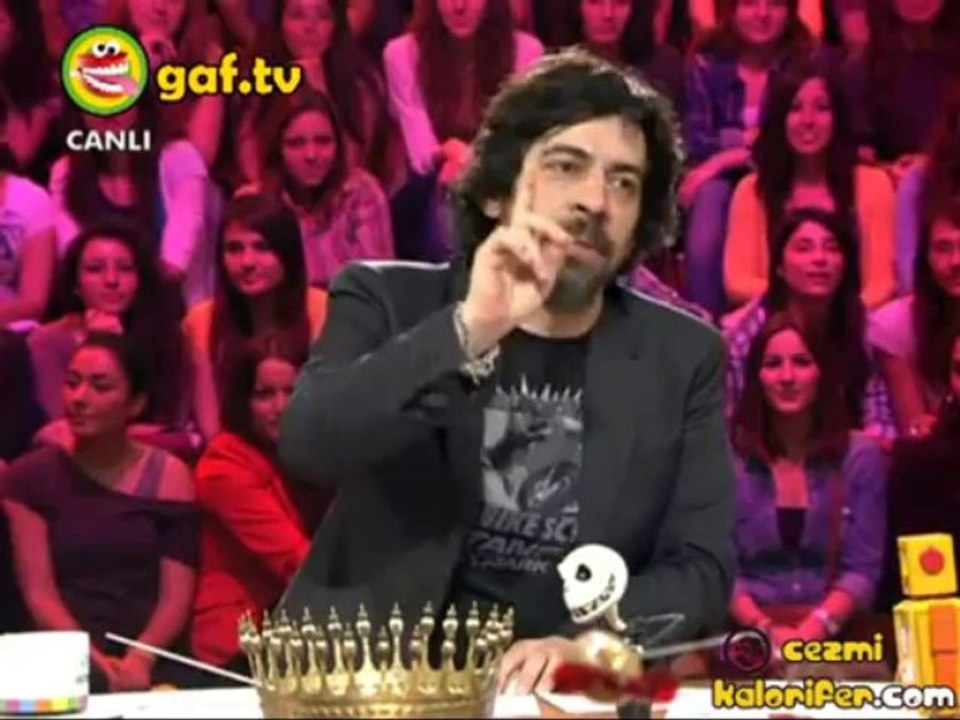 En Sevdiğiniz Bilim Adamı Kimdir Sorusuna Niran Ünsal’ın Cevabı Ve Atilla Taş’ın Müthiş Cevabı