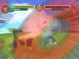 Dragon Ball Z Budokai 2 - Cell se fait calmer