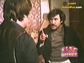 Türk Sinema Tarihinin En Saçma Sahnelerinden Biri