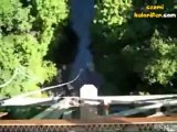 Bungee Jumping Yapan Adama Acımasız Şaka