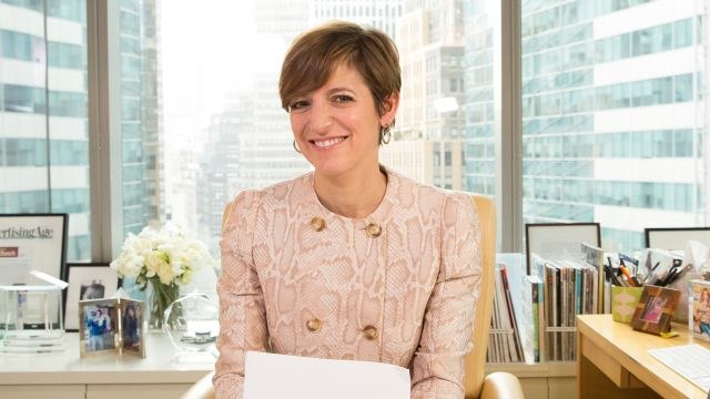 Shakira, Olympic Athletes, Love Life Lessons and a Whole Lot of Hair Ideas Featured in Glamour’s February 2014 Issue