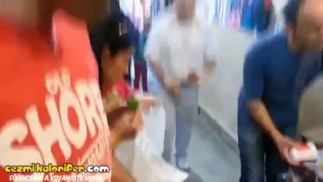 Çok Samimi Çiğ Köfteci Ali Usta ile Müşteri Memnuniyeti