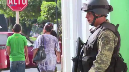 Ejército mexicano avanza en territorio de narcos y autodefensas