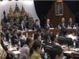 خلافات بين المعارضة التايلندية والحزب الحاكم