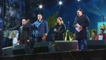 Ukrainian opposition rallies supporters in night protest