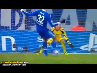 Schalke'nin Basel'e Attığı Hayvani Ofsayt Golü