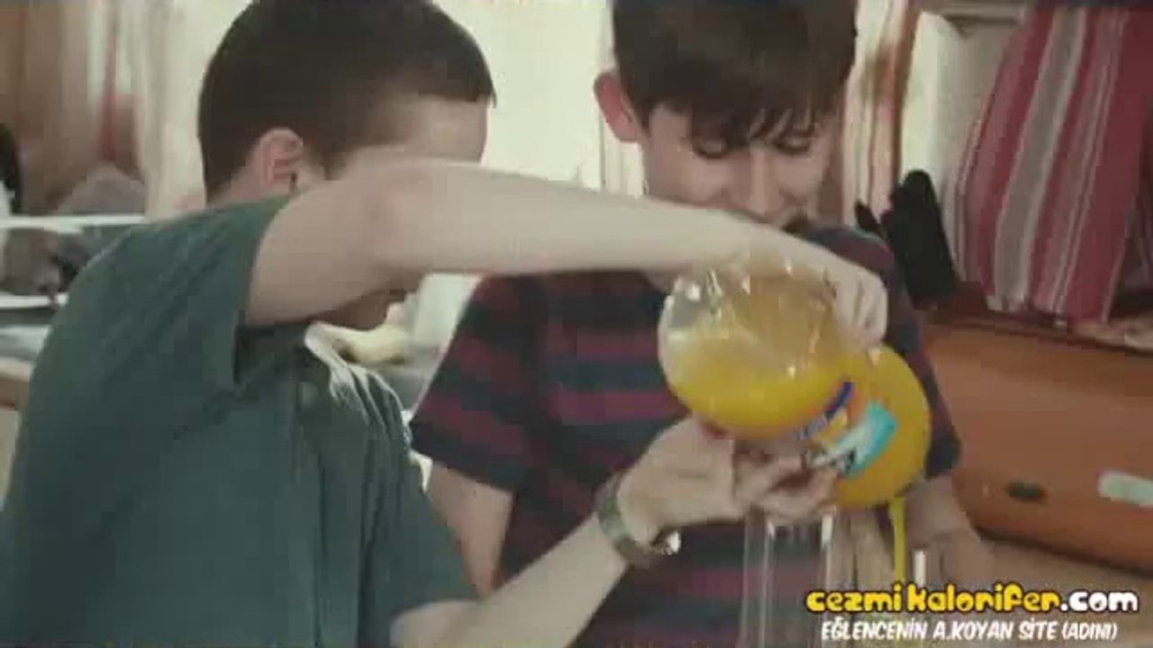 Dostlar - Sürpriz Sonlu Reklam