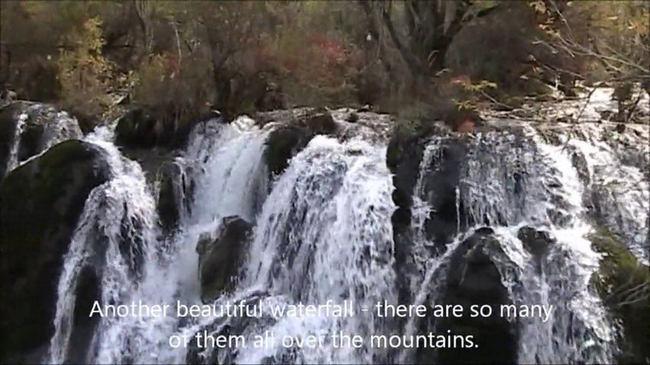 Amazing JiuZhaiGou with its Great Mountain Scenery and Waterfalls - JiuZhaiGou (near Chengdu), China