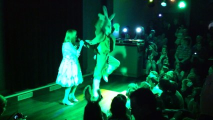 Chantal Goya enchante le QG