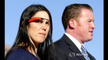 Woman wearing Google Glass while driving avoids ticket