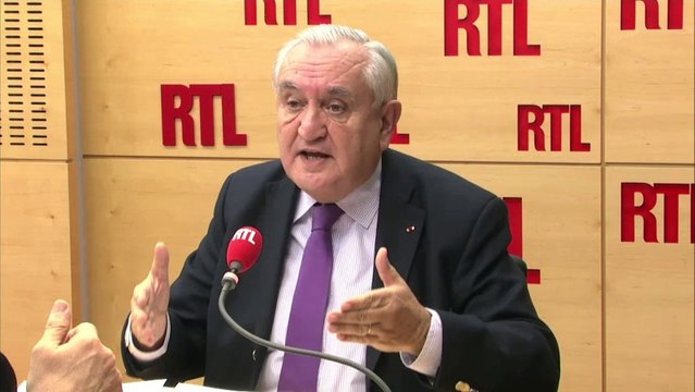 Jean-Pierre Raffarin pas hostile au pacte de responsabilité