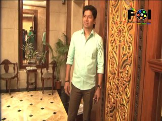 Abhay Deol Lashesh Out At A Music LABEL