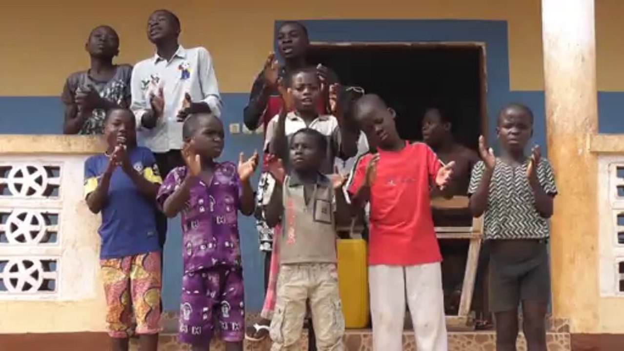 Freedom T.S - Voeux des enfants de l'Orphelinat de Gati au Togo