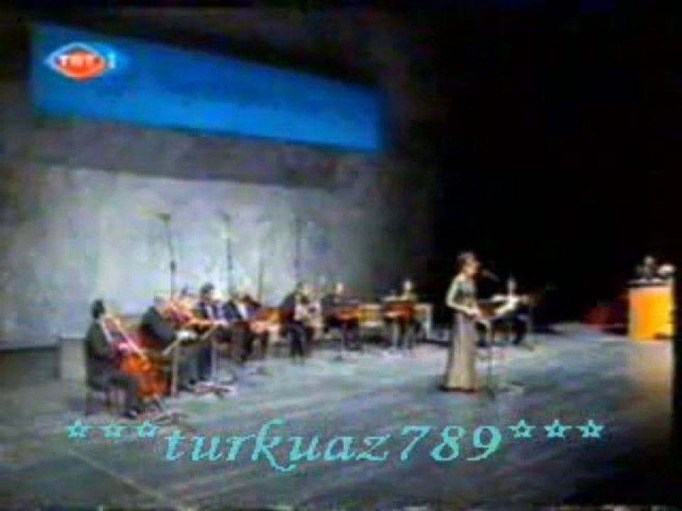 Çiğdem (KIRÖMEROĞLU) YARKIN-Üslûbu Güzeldi Şakıyan Bir Başkaca Sesti