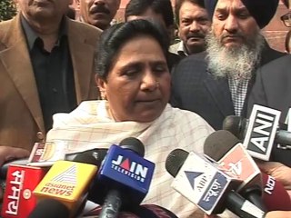 SC issues notice to Mayawati on disproportionate asset case!
