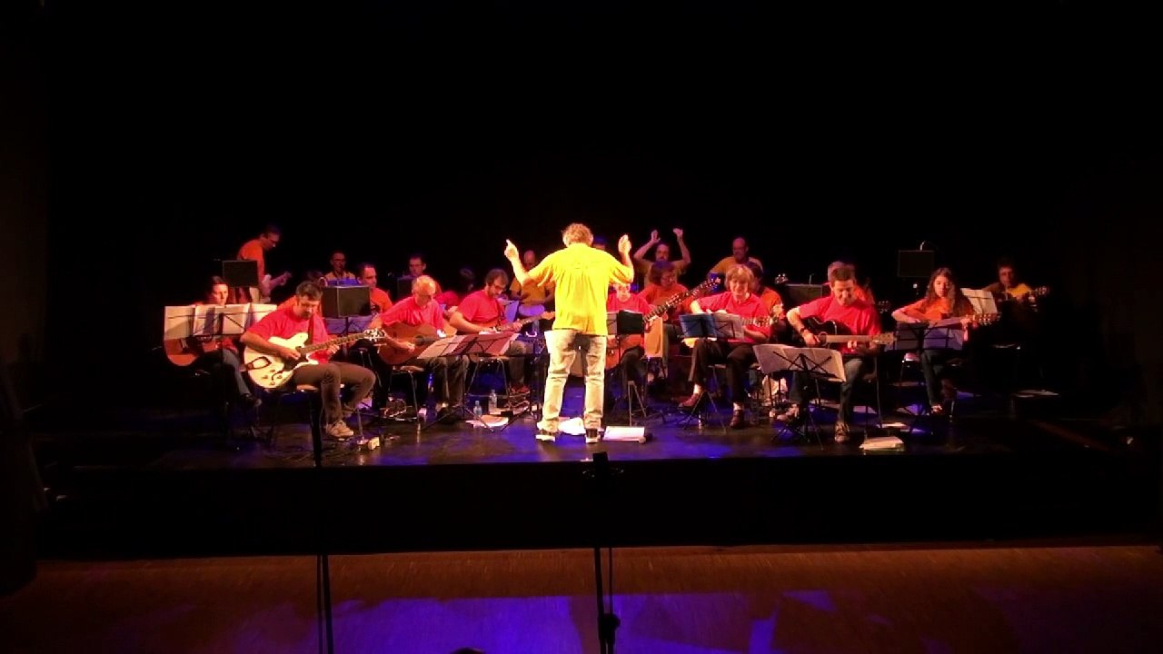 Gratt'Essonne Big Band 'Fiesta' (bossa/samba) - le Silo - Tigery - 15 novembre 2014