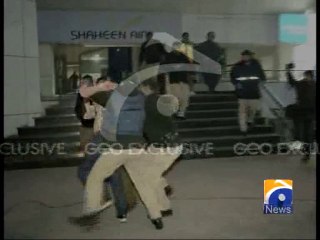 Suicide attempt encountered by police at Lahore