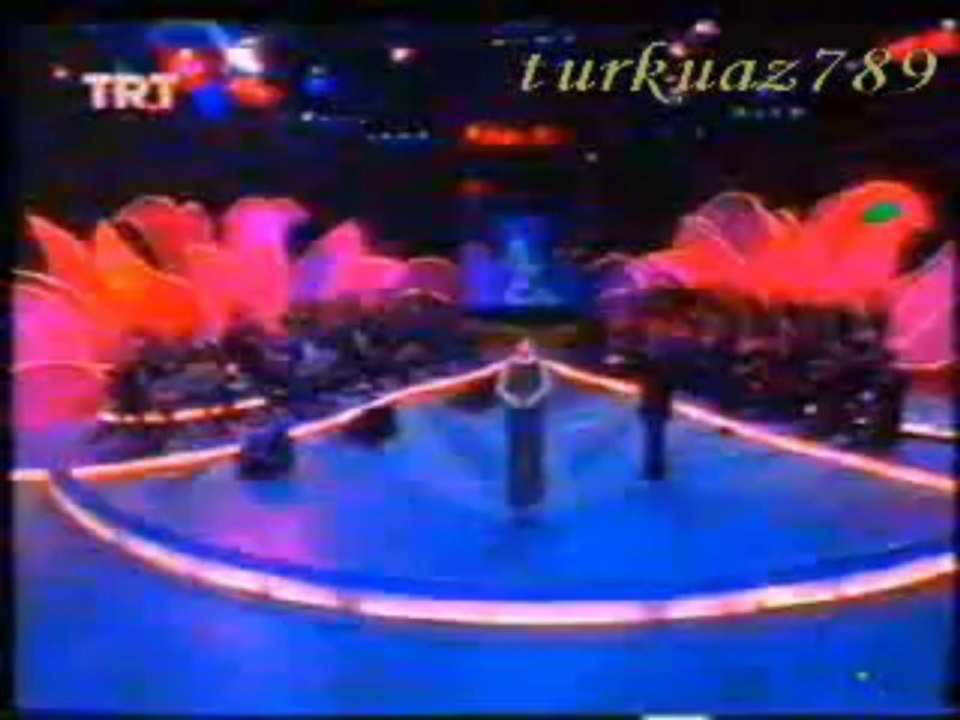 Çiğdem (KIRÖMEROĞLU) YARKIN-Şimdi Hatırda Mıdır Âşık-ı Nalân Acaba