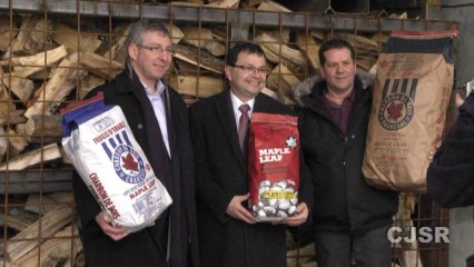 Appui du fédéral à Charbon de bois Feuille d'érable