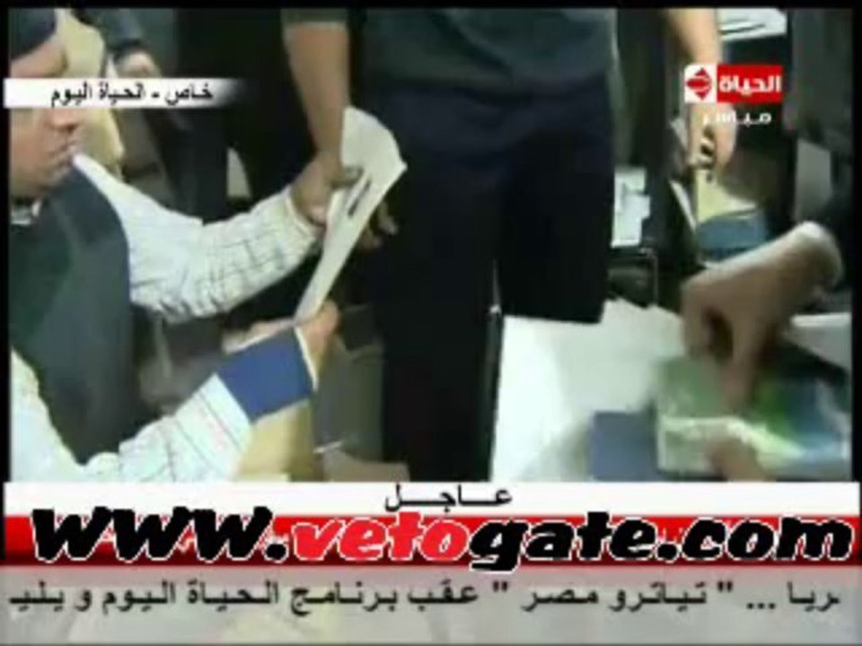 لحظة إلقاء القبض علي قطريين داخل شقة بمنطقة جسر السويس