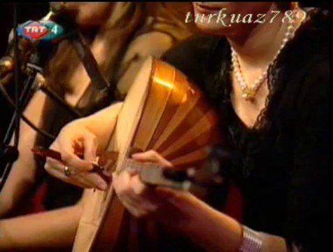 Çiğdem YARKIN-Gözünün Rengini Sordum Kara Sevda Dediler