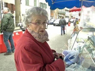 web ok "C'est pas facile sa situation et ils lui cassent les pieds avec sa femme" - 17/01