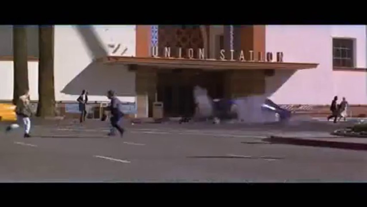 Escape de los Angeles - esena del Terremoto