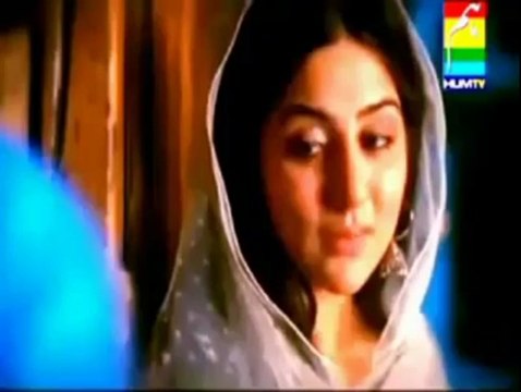 Suna Hai Log Usay Ankh Bhar Ke Dekhte Hain