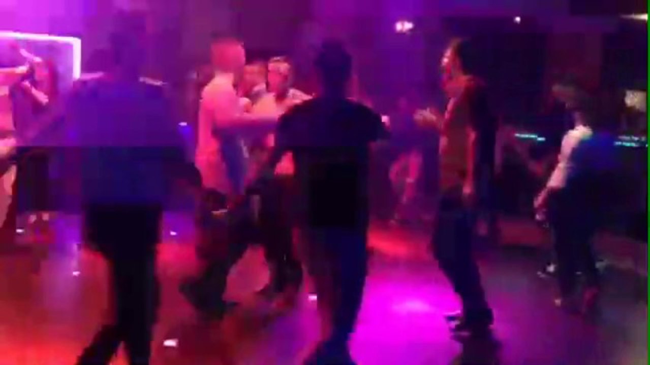 Duli - Live kur i mbushi egzoni 20 vjet 2014