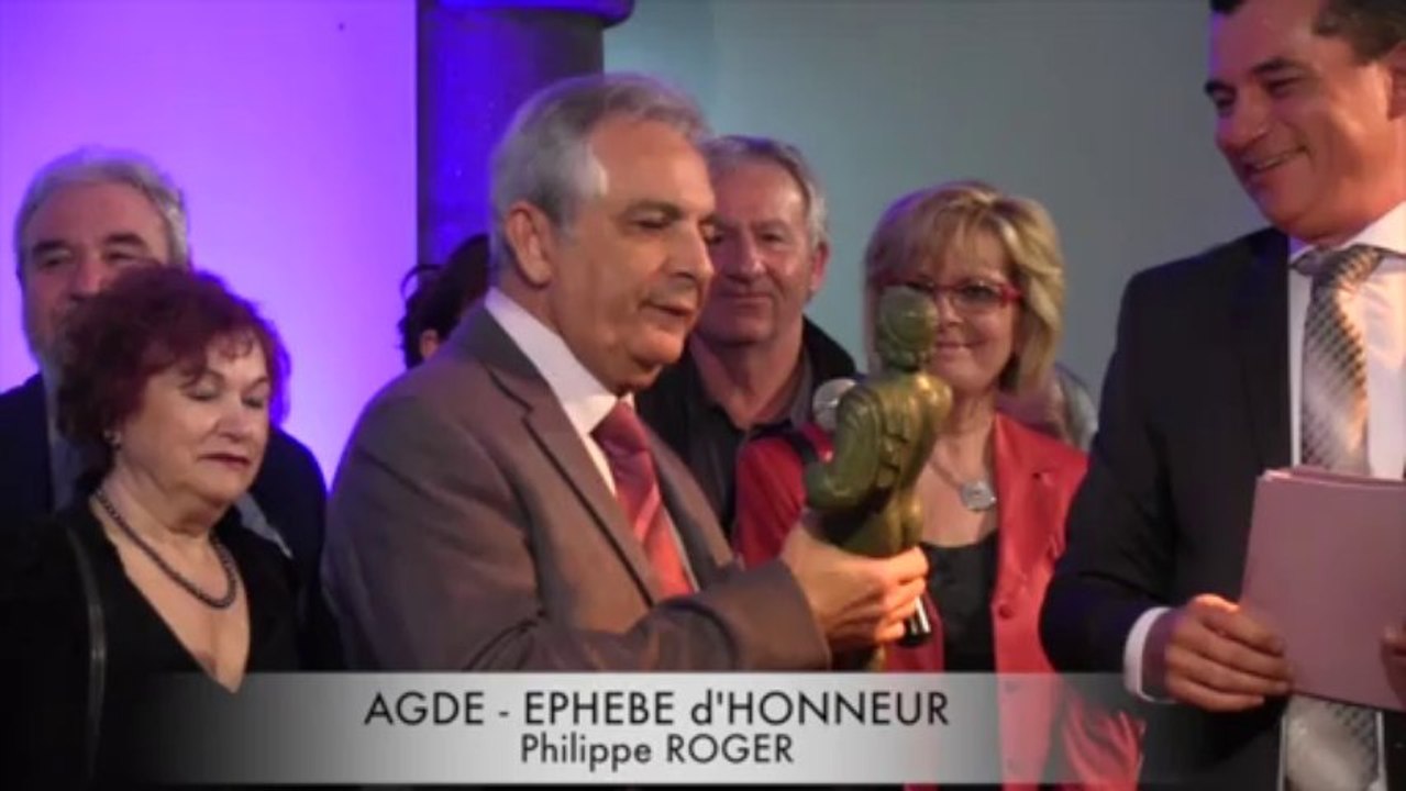 AGDE - 2014 - Philippe ROGER recoit un  EPHEBE D'HONNEUR 2014 de la VILLE d'AGDE