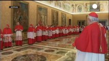 Benedicto XVI destituyó a 400 curas por casos de pederastia