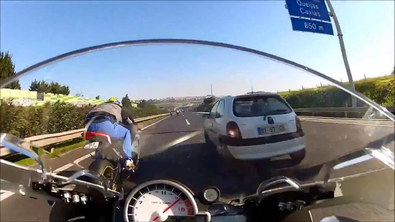 S1000RR vs BUSA playing around