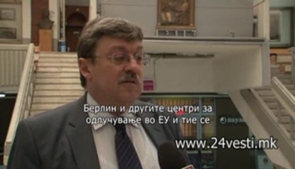 RAZGOVOR SO PROFESOR SIMIC  (SO TITL)   18 01